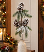 Follaje Navideño con Piñas y Efecto Nevado 65 cm