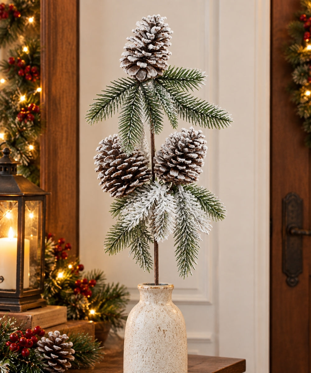 Follaje Navideño con Piñas y Efecto Nevado 65 cm